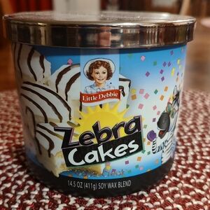 Little Debbie Zebra Cakes 3 Wick Candle